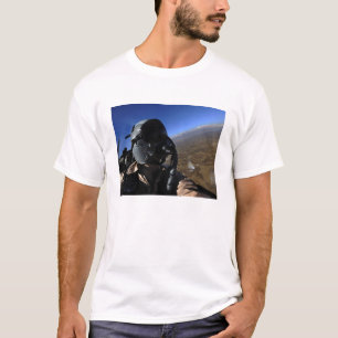米国空軍空中戦のカメラマン Tシャツ