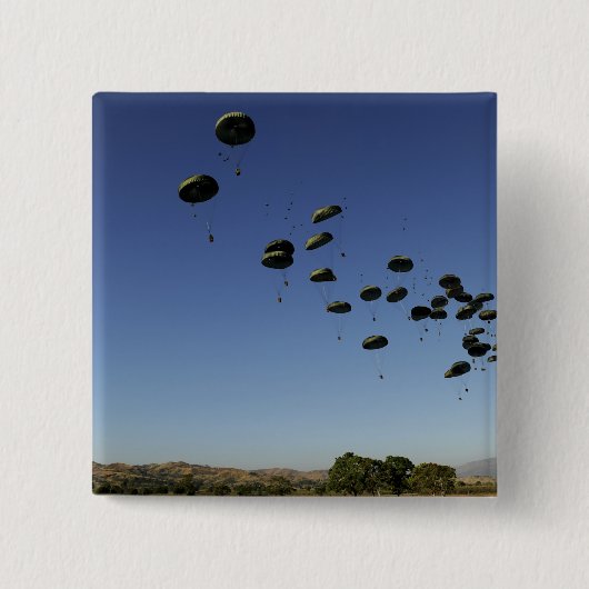 米国空軍C-17グローブマスターIII 2 缶バッジ (正面)