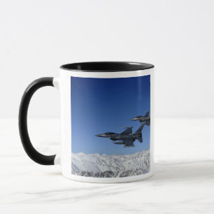 米国空軍F-16の戦いの《鳥》ハヤブサ マグカップ