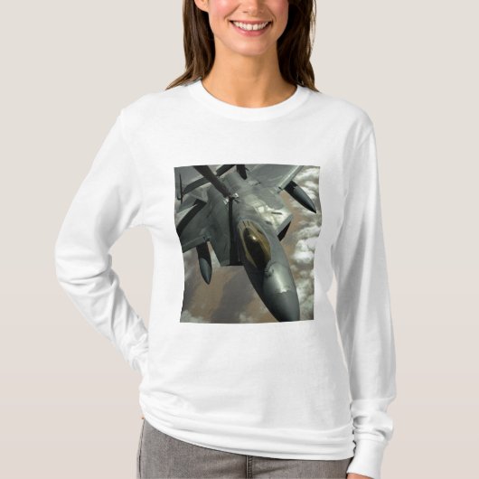 米国空軍F-22ラプターはKCによって給油される –  Tシャツ (正面)