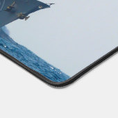 米国誘導ミサイル巡洋艦 – CG デスクマット (コーナー)