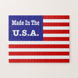 米国赤白と青のアメリカ国旗で作られる ジグソーパズル