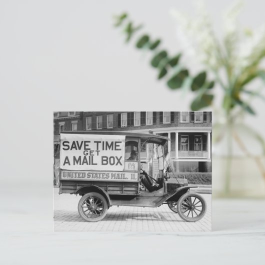 米国郵便局部による電動メールワゴン ポストカード (スタンド正面)