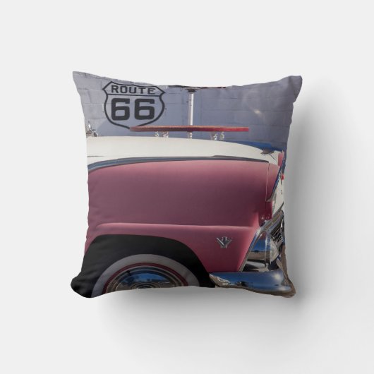 米国、アリゾナ、ウィリアムス。 Rt. 66町、50年代 クッション (正面)