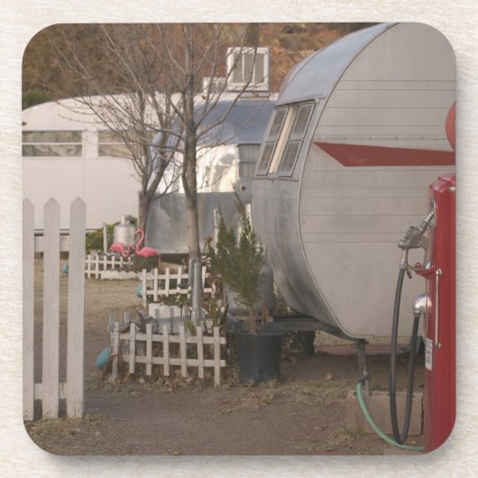 米国、アリゾナ、Bisbee: Dellの影があるモーテル、すべて コースター (正面)