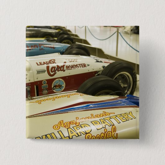 米国、インディアナ、インディアナポリス: インディアナポリスモーター3 缶バッジ (正面)