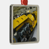 米国、インディアナ、インディアナポリス: インディアナポリスモーター メタルオーナメント (右)