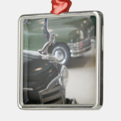 米国、オハイオ州、デイトン: アメリカのPackard博物館 メタルオーナメント (左)