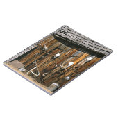 米国、オレゴン、Harney郡。 古いlivery馬小屋 ノートブック (左側)