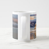 米国、カリフォルニアのモノラル湖の日の出 ジャンボコーヒーマグカップ (裏面)