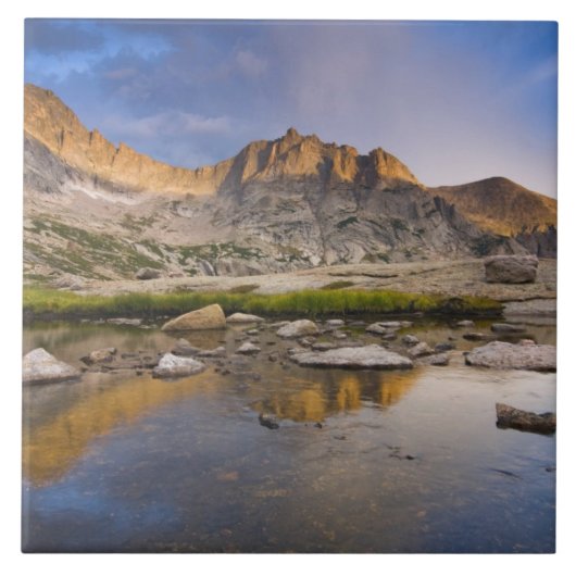 米国、コロラド、ロッキーマウンテンNP. 嵐雲 タイル (正面)