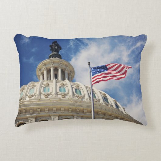 米国、コロンビア、Washington D.C.の国会議事堂の建物 アクセントクッション (正面)