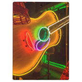 米国、テキサス州、オースティン。 恐喝のネオンギター クリップボード (裏面)