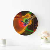 米国、テキサス州、オースティン。 恐喝のネオンギター ラージ壁時計 (ホーム)