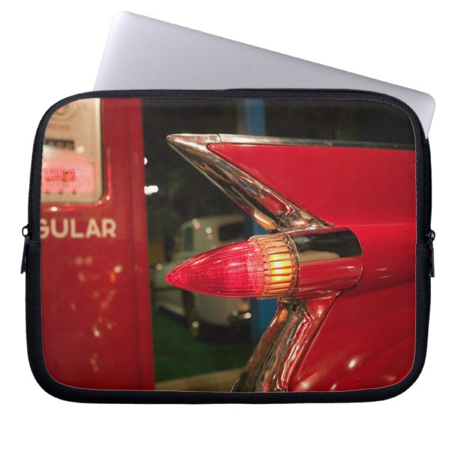 米国、テネシー州、メンフィス、エルヴィス・プレスリー ラップトップスリーブ (正面)