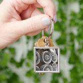 米国、ニューメキシコ、Prewitt: 自動ホイールキャップ/Rt。 66 キーホルダー (手)