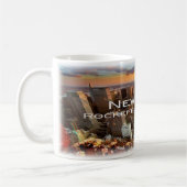 米国 – ニューヨーク – ロックフェラーセンター –  コーヒーマグカップ (左)