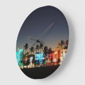 米国、フロリダ、マイアミビーチ、海ドライブ、アールデコ ラージ壁時計 (傾斜)