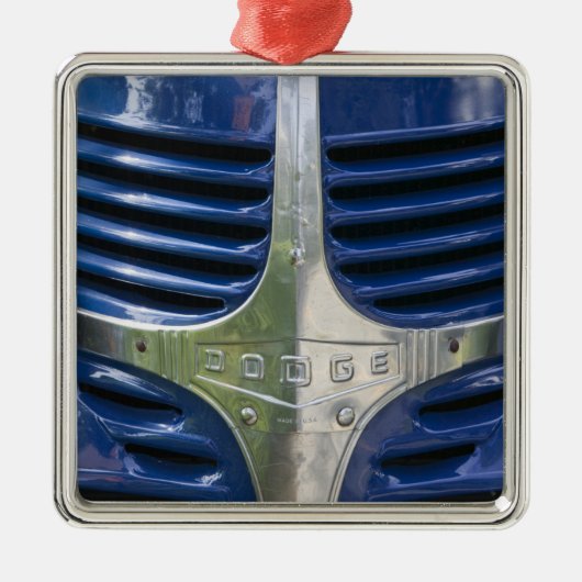 米国、マサチューセッツのマーサのブドウ園: 西の2 メタルオーナメント (正面)