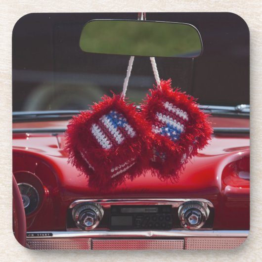 米国、マサチューセッツ、グロスター。 曖昧なサイコロとの コースター (正面)