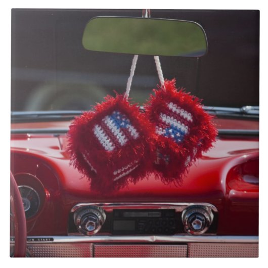 米国、マサチューセッツ、グロスター。 曖昧なサイコロとの タイル (正面)