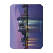 米国、ミシガン、デトロイトのスカイライン、夜 マグネット (縦)