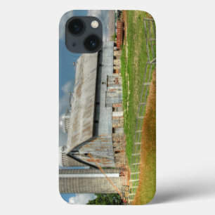 米国、ミネソタの納屋およびサイロ iPhone 13ケース