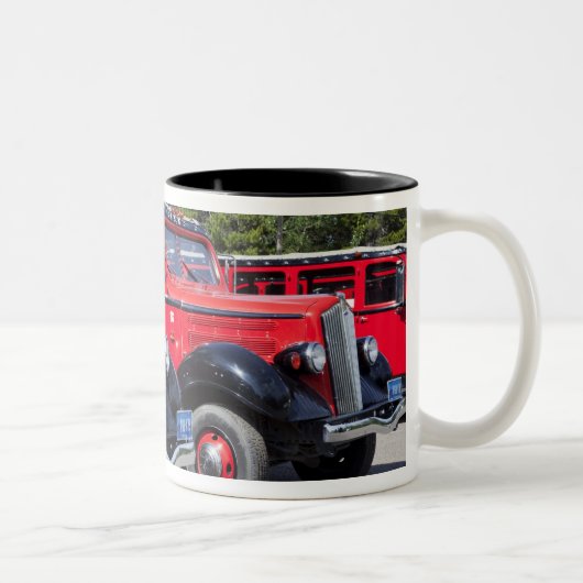 米国、モンタナの東の氷河公園、出入口への ツートーンマグカップ (右)