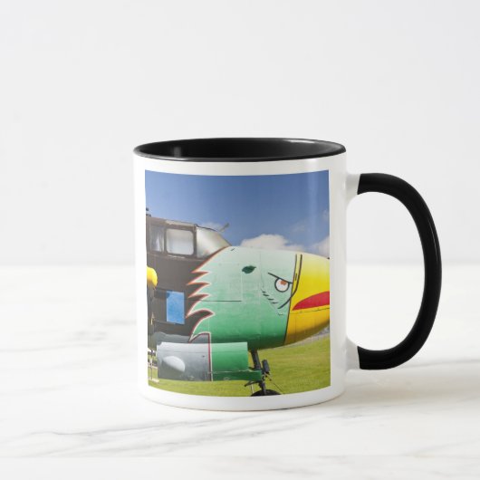 米国、移動式アラバマ。 戦艦の記念公園、 マグカップ (右)