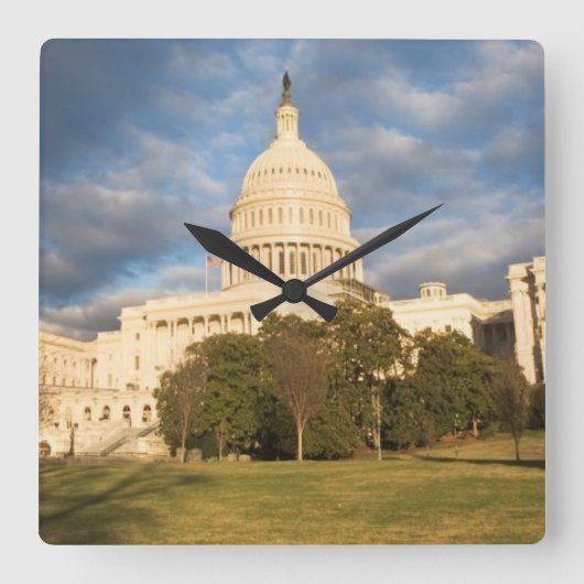 米国、Washington D.C.の国会議事堂の建物 スクエア壁時計 (正面)