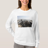 米海軍がペルーのサリナスで乳鉢を発射する Tシャツ (正面)