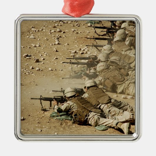 米海軍シービーがM-4およびM-16A2ライフルを発射 メタルオーナメント (正面)