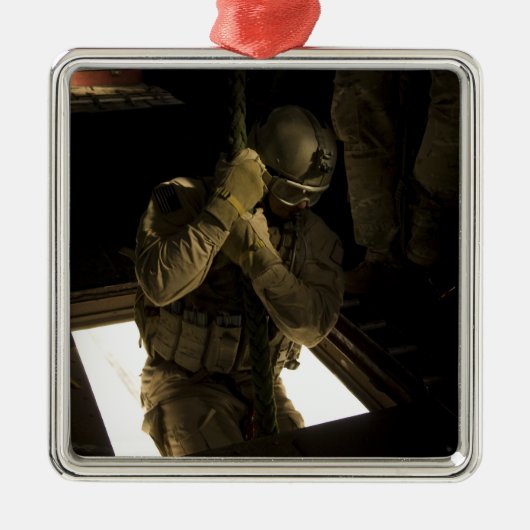 米空軍パラレースカーが降下を始める メタルオーナメント (正面)