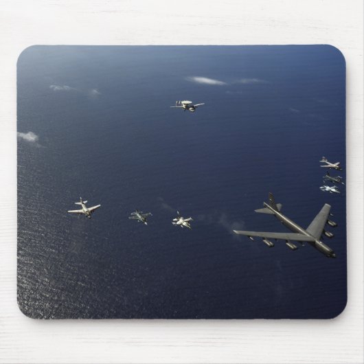 米空軍B-52ストラトフォレス航空機3 マウスパッド (正面)