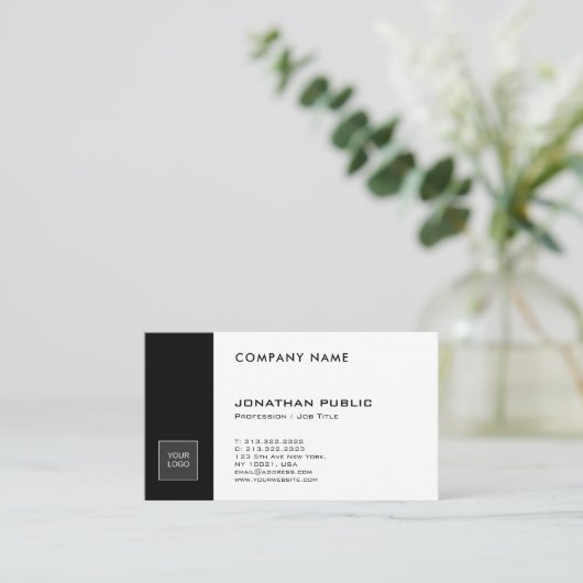 粋で創造的な白黒のお洒落なロゴのデザイン 名刺 (スタンド正面)