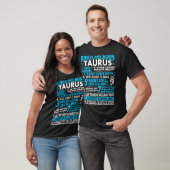 粋で忠節な王Are Born Taurus ZodiacのTシャツ Tシャツ (ユニセックス)