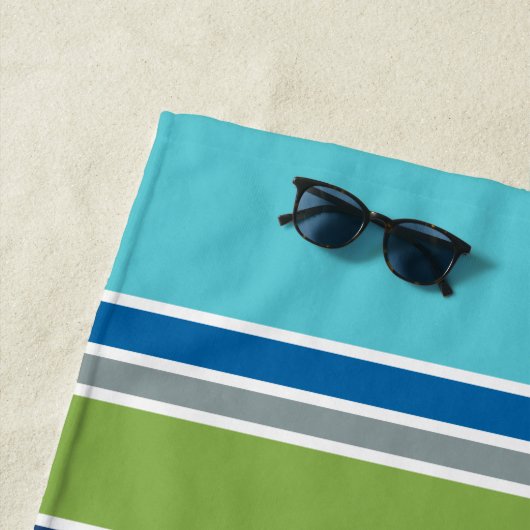 粋なモノグラムのいかりの月桂樹のリースのストライプな水 ビーチタオル (インサイチュ)