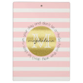 粋なモノグラムの金ゴールドのグリッターの赤面のピンクのストライプ クリップボード (裏面)