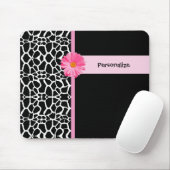 粋な白黒キリンのピンクのデイジーおよび名前 マウスパッド (マウス)