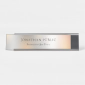 粋な銀製の一見のシンプルな専門のテンプレート デスクネームプレート (正面)