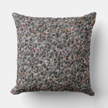 粗いサーモンと灰色の不規則なモザイクの散らかった