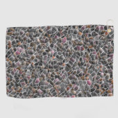 粗いサーモンと灰色の不規則なモザイクの散らかった ゴルフタオル (横)