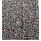 粗いサーモンと灰色の不規則なモザイクの散らかった シャワーカーテン (正面)