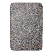 粗いサーモンと灰色の不規則なモザイクの散らかった バスマット (正面縦)