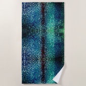 粗い打ちガラスの上のネオンブルーのモザイクスタイル ビーチタオル (正面)