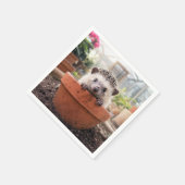 粘土の植木鉢にいるハリネズミ スタンダードカクテルナプキン (角)