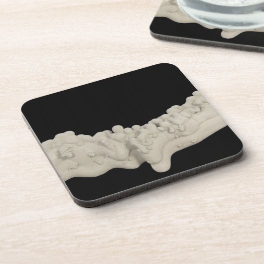 粘土のConcretion コースター (左側)