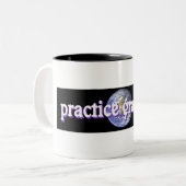 精神は練習の感謝のマグを通過します ツートーンマグカップ (正面左)