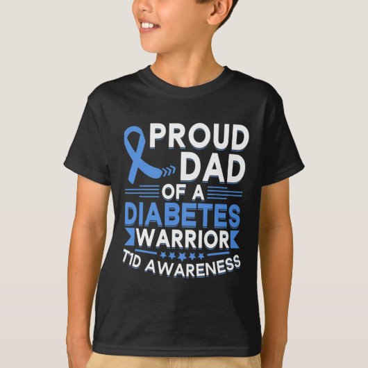 糖尿病誇りを持った戦士T1d認識度型のパパ Tシャツ (正面)