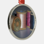 糸のヴィンテージのスプール メタルオーナメント (右)